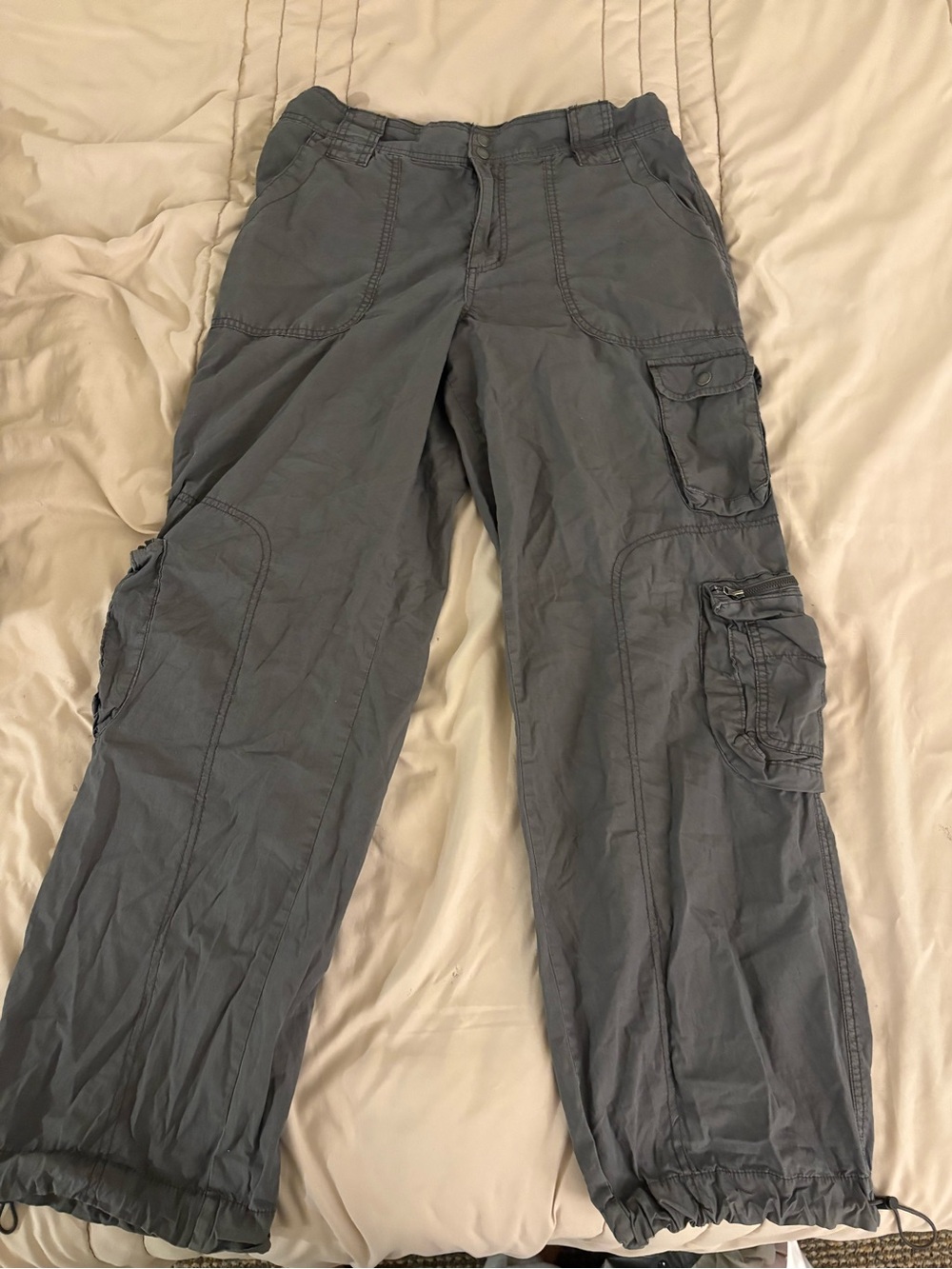 Garage Women’s Grey Cargo Pants